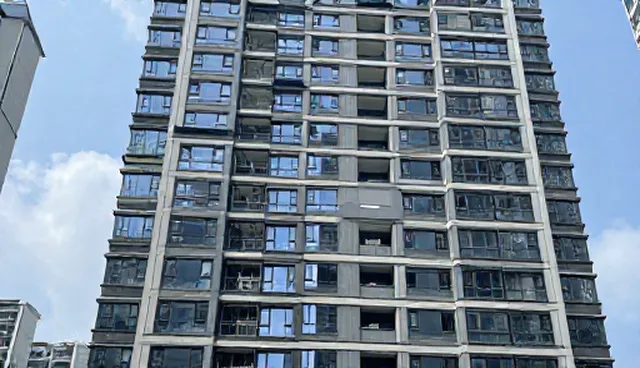 网站维护选型关注点：自建团队 vs 专业服务